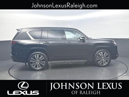 2026 Lexus LX 700h Luxury