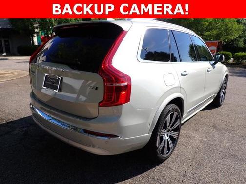 Photo 3 of 24 of 2022 Volvo XC90 Inscription