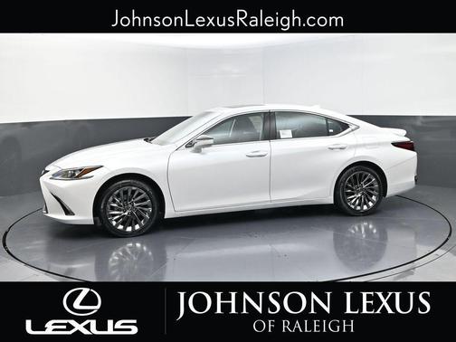 2025 Lexus ES 300h Luxury