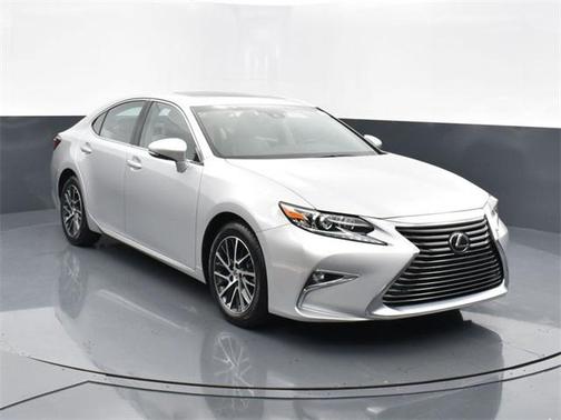 2017 Lexus ES 350 Base
