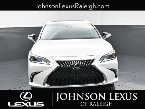 2025 Lexus ES 300h Base