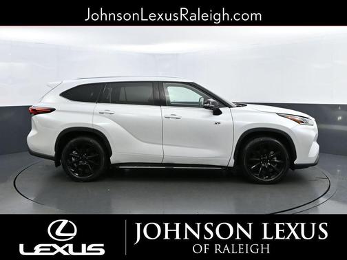 2024 Toyota Highlander Platinum