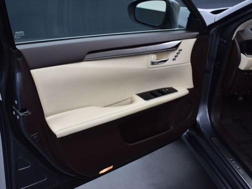 2018 Lexus ES 350 Base