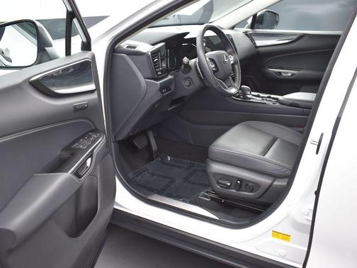 2024 Lexus NX 250 Premium
