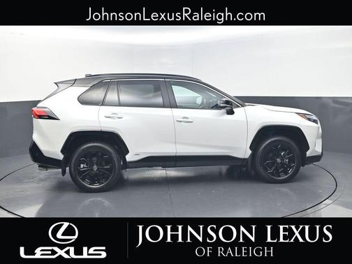 2025 Toyota RAV4 Hybrid SE