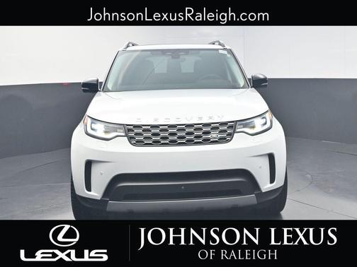 2024 Land Rover Discovery P300 S