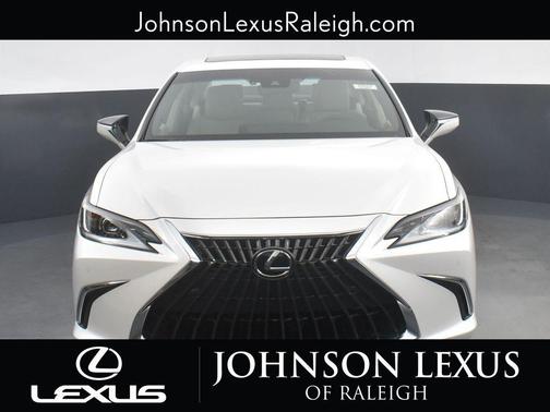 2025 Lexus ES 300h Base