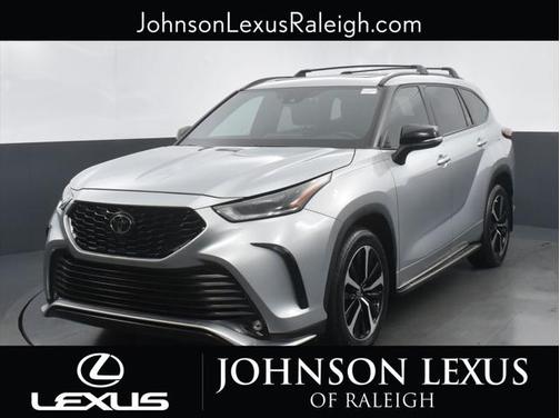 2022 Toyota Highlander XSE