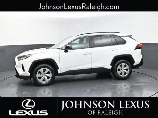 Super White 2020 Toyota RAV4 LE