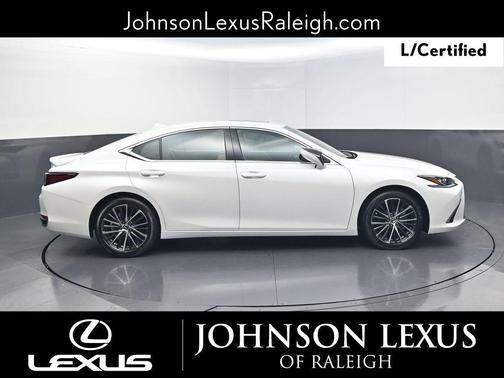 2025 Lexus ES 300h Base