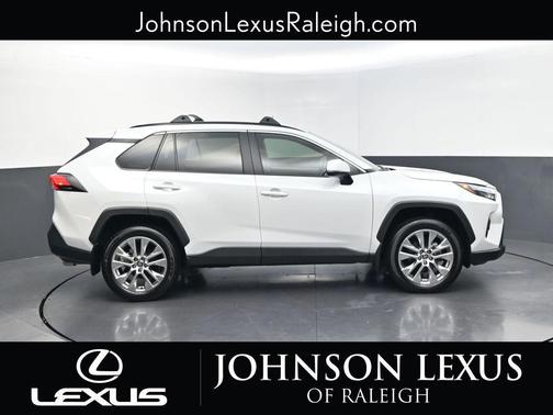 Wind Chill Pearl 2025 Toyota RAV4 XLE Premium