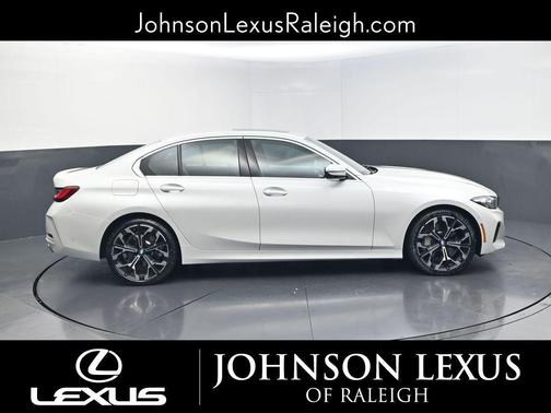 Mineral White Metallic 2025 BMW 330 330i