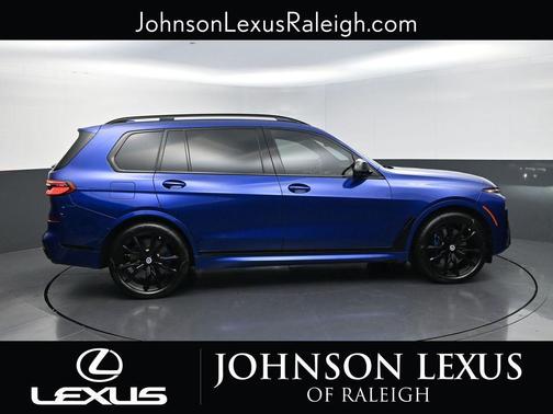 Marina Bay Blue Metallic 2023 BMW X7 M60i