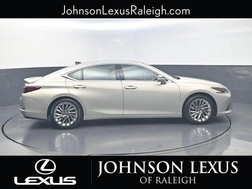 2022 Lexus ES 350 Ultra Luxury