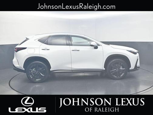 2026 Lexus NX 450h+ Luxury