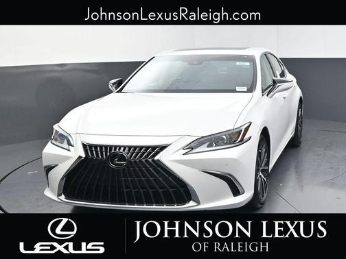 2025 Lexus ES 300h Base
