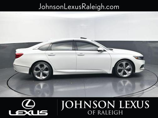 2020 Honda Accord Touring 2.0T