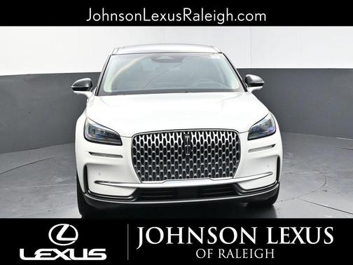 PRISTINE WHITE MET 3C 2024 Lincoln Corsair Premiere