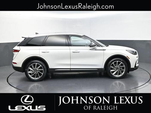 PRISTINE WHITE MET 3C 2024 Lincoln Corsair Premiere
