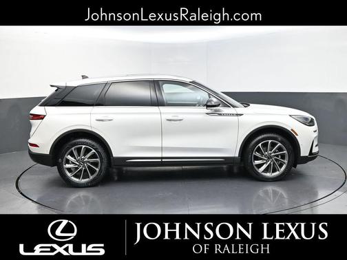 PRISTINE WHITE MET 3C 2024 Lincoln Corsair Premiere