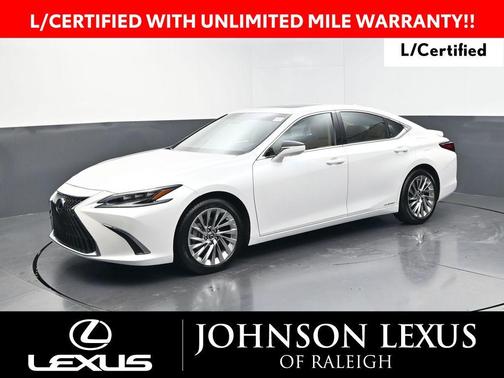 Eminent White Pearl 2022 Lexus ES 300h Ultra Luxury