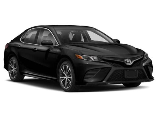 Super White 2019 Toyota Camry SE