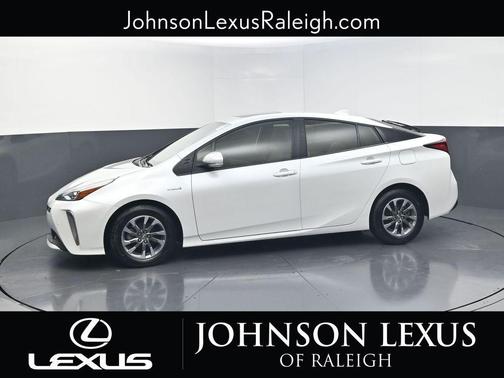 2022 Toyota Prius XLE