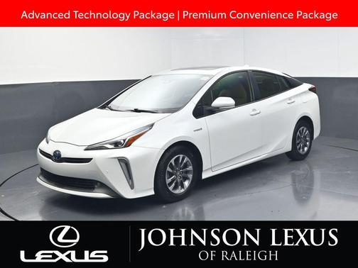 2022 Toyota Prius XLE
