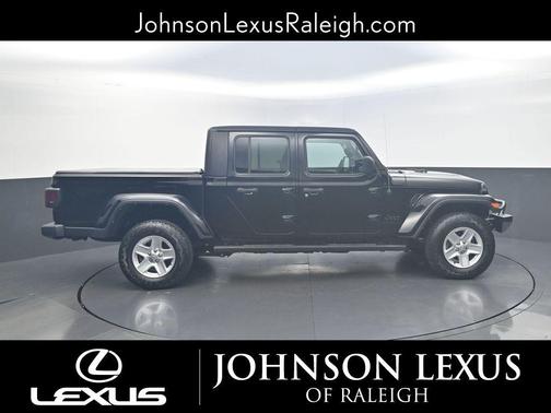 2022 Jeep Gladiator Sport S