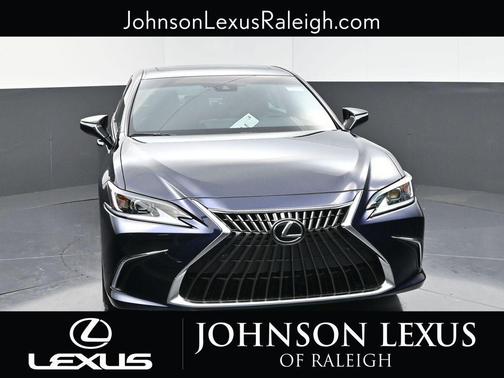 2025 Lexus ES 300h Base