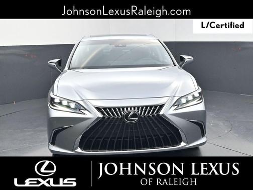 2023 Lexus ES 300h Ultra Luxury