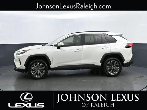 2022 Toyota RAV4 Hybrid XLE Premium