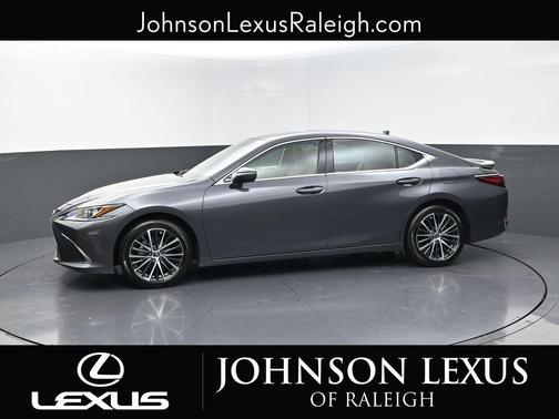 2025 Lexus ES 300h Base