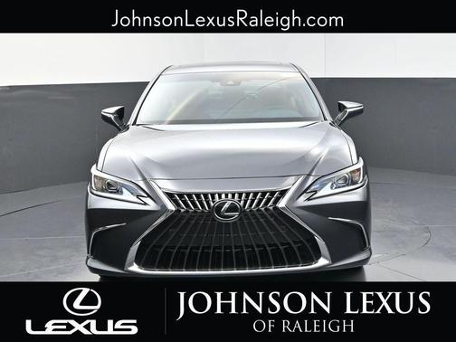 2025 Lexus ES 300h Base