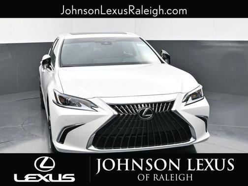 2025 Lexus ES 300h Base