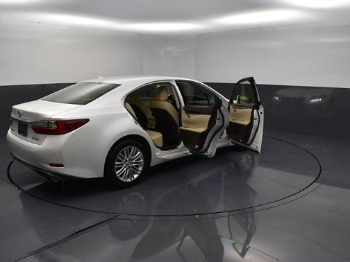 2016 Lexus ES 350 Base