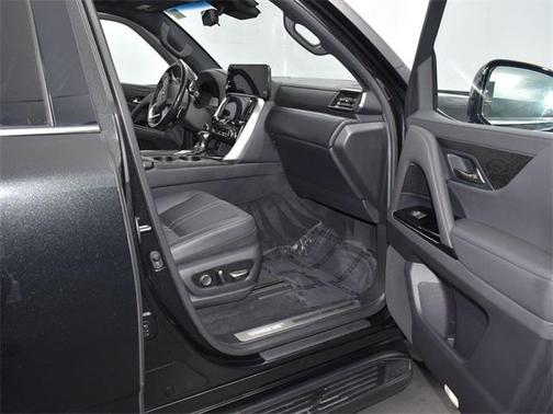 2022 Lexus LX 600 Ultra Luxury
