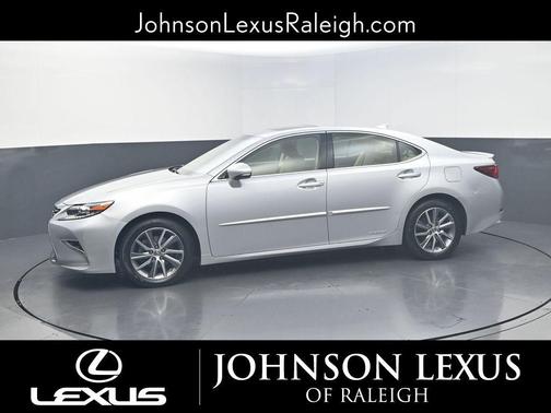 2016 Lexus ES 300h Base