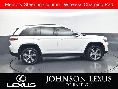 Bright White Clearcoat 2024 Jeep Grand Cherokee Limited