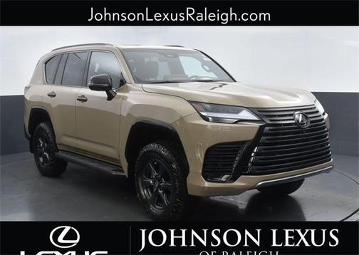 2025 Lexus LX 700h Overtrail