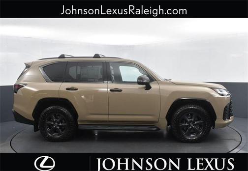 2025 Lexus LX 700h Overtrail