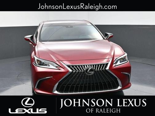 2023 Lexus ES 300h Base