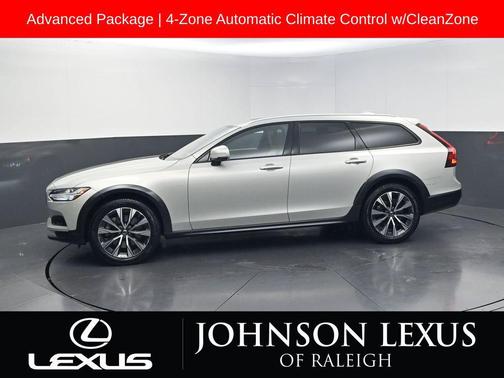 Birch Light Metallic 2021 Volvo V90 Cross Country T6
