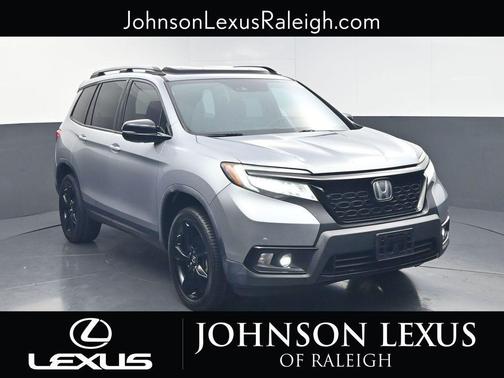 Silver Metallic 2020 Honda Passport AWD Elite