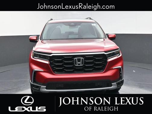 2024 Honda Pilot Touring 8-Passenger