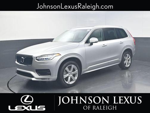 2021 Volvo XC90 T5 Momentum
