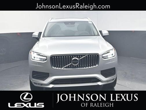 2021 Volvo XC90 T5 Momentum