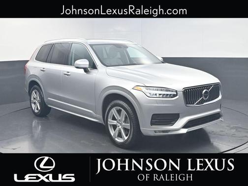 2021 Volvo XC90 T5 Momentum