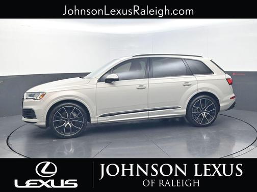 Vicuna Beige Metallic 2023 Audi Q7 55 Prestige