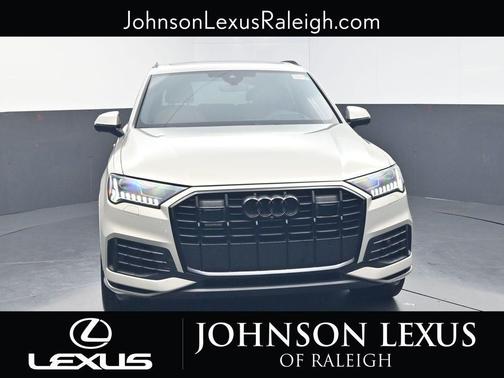 Vicuna Beige Metallic 2023 Audi Q7 55 Prestige